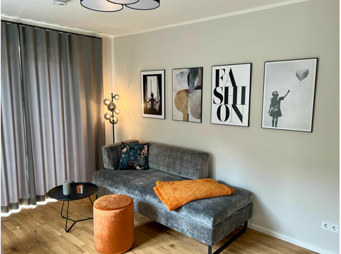 Luxuriöses Neubau-Apartment am Schloss-Park Sanssouci - Zu Vermieten