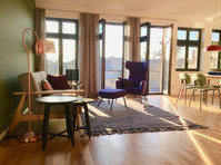 Potsdam: quiet and bright flat with spacious balcony near… - Te Huur