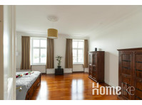 Exclusive apartment with panoramic views in… - Apartman Daireleri