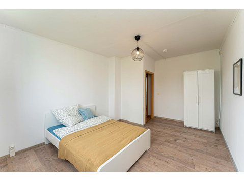 Hubertusdamm 91.1 - Apartments