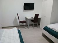 Flatio - all utilities included - 2 Rooms-4 Beds-… - K pronájmu