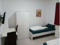 Flatio - all utilities included - 2 Rooms-4 Beds-… - K pronájmu