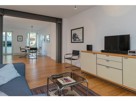Schickes Loft-style Apartment nahe Stadtzentrum und… - Zu Vermieten