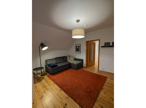 Fully furnished: Helles Apartment - modern eingerichtet &… - Zu Vermieten