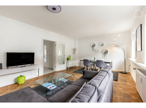 Bright and quiet apartment in a prime location - Til leje