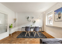 Bright and quiet apartment in a prime location - Til Leie