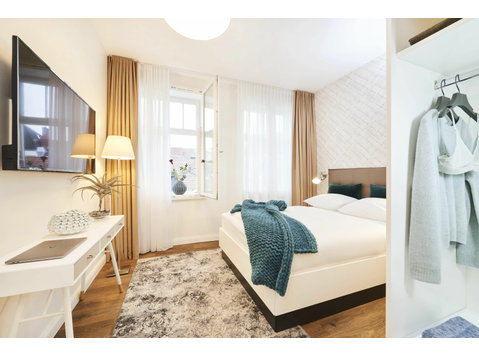 Designer apartment in the centre of Mitte with spa and… - Izīrē