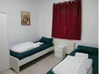Groundfloor, 2-room, 4-bed furnished, suitable for sharing,… - Til leje