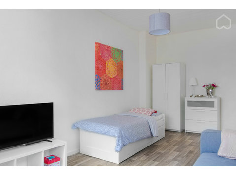 Neat and lovely suite in Neustadt - For Rent