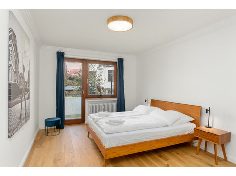 New modern temporary flat in Schwachhausen - 	
Uthyres