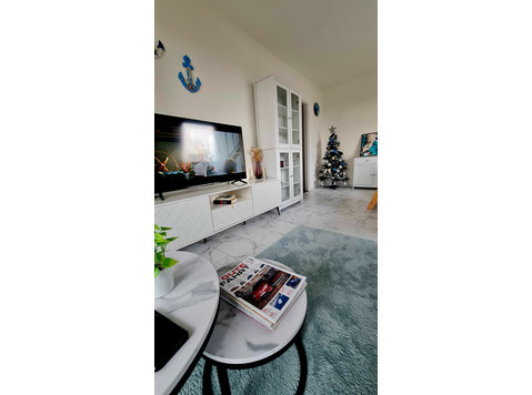 Spacious, awesome home (Bremerhaven) - For Rent