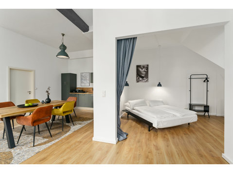 Spacious, perfect home (Östliche Vorstadt) - For Rent