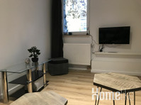Central, modern and bright 3 room apartment - Leiligheter