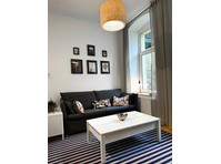 Finest & cosy flat with beautiful balcony - De inchiriat