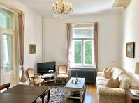 5 Room Maisonette in historical villa. - Alquiler