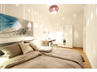 Beautiful studio apartment in the Äußere Neustadt in Dresden - За издавање