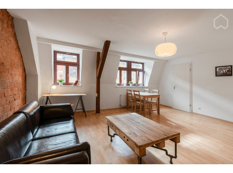 Charming apartment in Dresden´s trendy neighbourhood - For Rent