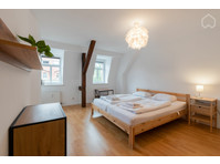 Charming apartment in Dresden´s trendy neighbourhood - For Rent