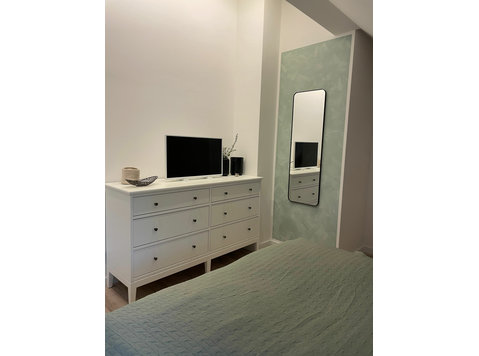 Charming apartment in the popular Weißer Hirsch villa… - For Rent