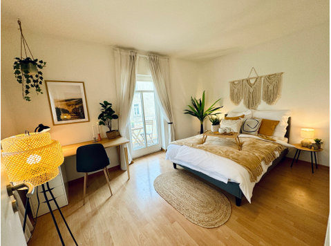 Cozy Apartment direct in the City - huge balcony - Vuokralle