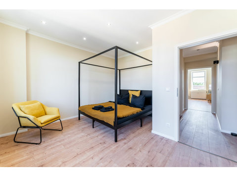 Gorgeous and lovely studio - 2 Bedrooms - near Elbe River - For Rent