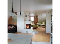 Great apartment in a beautiful green environment, far away… - Alquiler