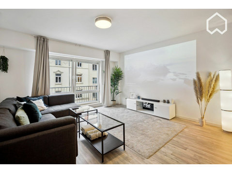 Modern apartment with Netflix & home cinema in Dresden - For Rent