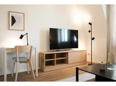 Perfect & new home in popular area - For Rent