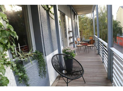 Pretty suite with balcony in the middle of Dresden - For Rent