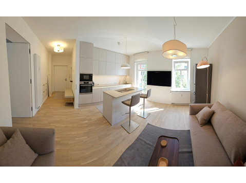 Quiet & cute flat (D2 room apartment - high quality Italian… - Annan üürile