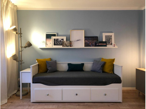 Studio apartment in Laubegast with walk-in closet (WE27) - For Rent