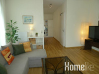 Modern 2.5 room city apartment in Dresden-Striesen - குடியிருப்புகள்  