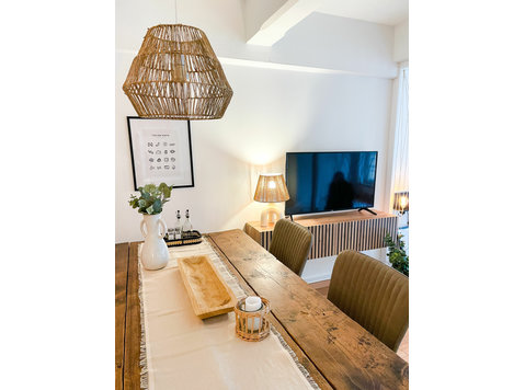 BERNSTEIN HOME - Außergewöhnliches Apartment im Herzen von… - Zu Vermieten