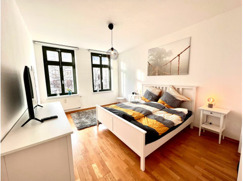 Schöne  Wohnung in Waldstraßenviertel (Leipzig) - Zu Vermieten