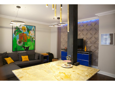 Design apartment near park area, Leipzig International… - Til leje