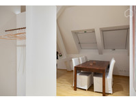 Luxurious penthouse apartment in central Waldstraßenviertel… - In Affitto