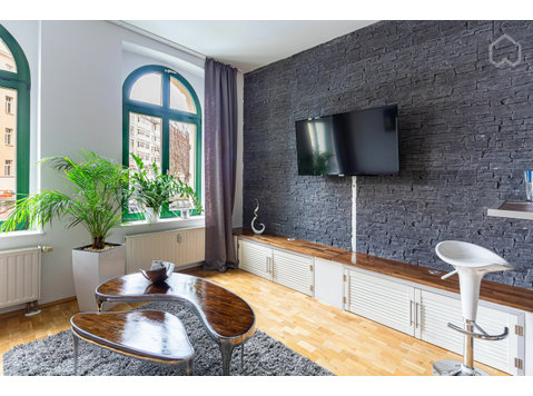 New and bright studio - best location in town - Cho thuê
