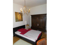 Top apartment in absolute prime location in the center of… - Vuokralle