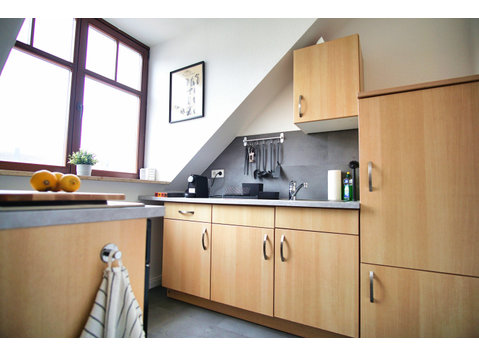 Wonderful and charming home in Leipzig - For Rent