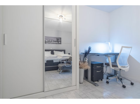 modern Aprtment close to neue Messe with a Balcony, hight… - For Rent