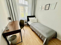 schönes und ruhige Apartment im Hinterhaus - Zu Vermieten