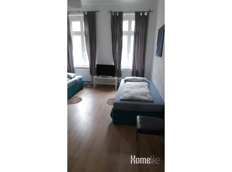 Comfortable accommodation in Leipzig for 6 people - アパート