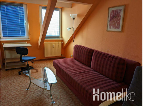 Acogedor apartamento de invitados en Böhlen - Pisos