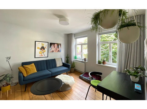 2-room apartment in Groß Borstel near the airport - For Rent
