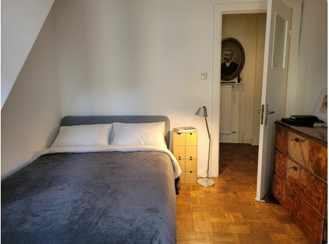 3-Room-Maisonette in St. Georg near Alster - For Rent