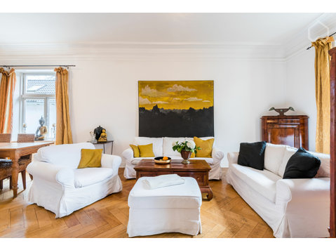 4 Zimmer Villenetage mit 2 Balkonen nähe Volkspark - Zu Vermieten