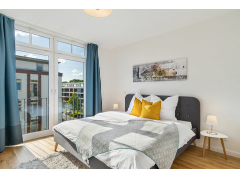 Aparte, helle Wohnung mit Balkon in Othmarschen / Ottensen - Zu Vermieten