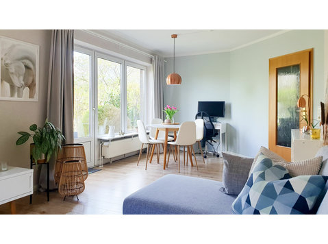 Beautiful and quiet flat with garden in Bergedorf, Hamburg - 임대