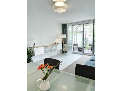 Ruhige 3-Zimmer Wohnung, modern eingerichtet mit Balkon - Zu Vermieten