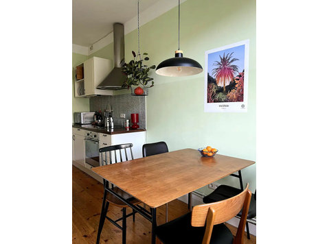 Bright & calm Apt. in the middle of Sternschanze - Vuokralle